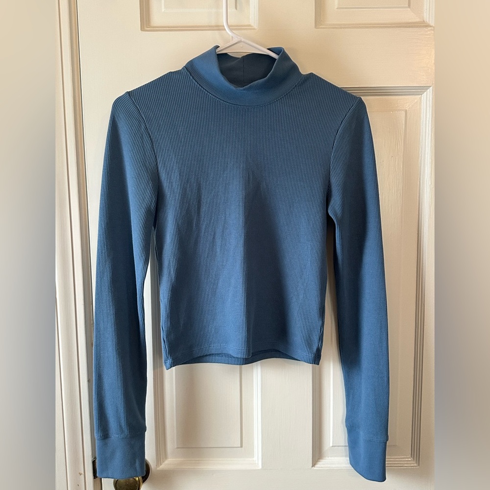 American Eagle Outfitters Ribbed Long Sleeve Top
